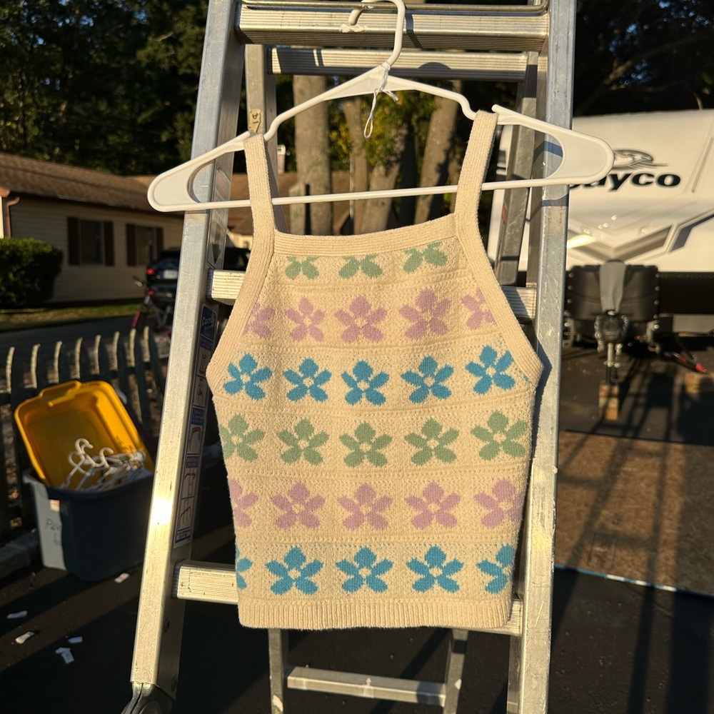 Floral crochet top